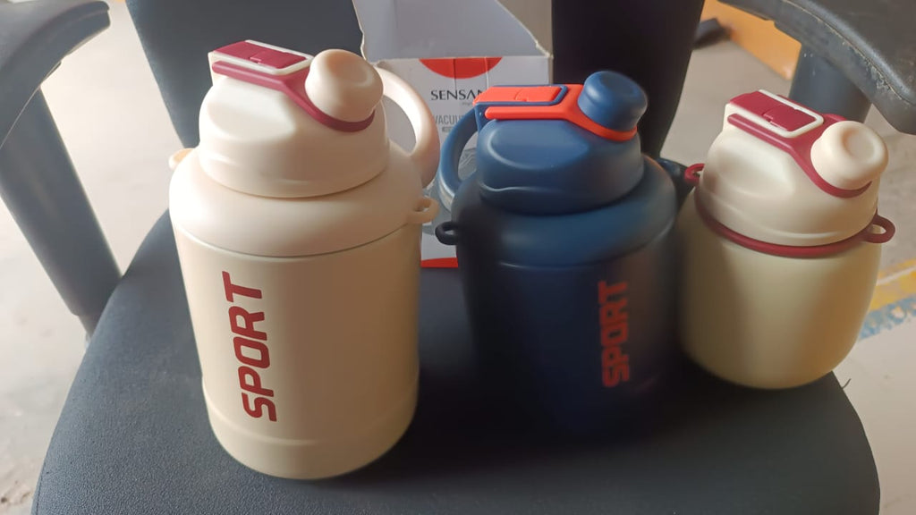ALVENZA Sports Vacuum Bottle – Leak-Proof with Shoulder Strap