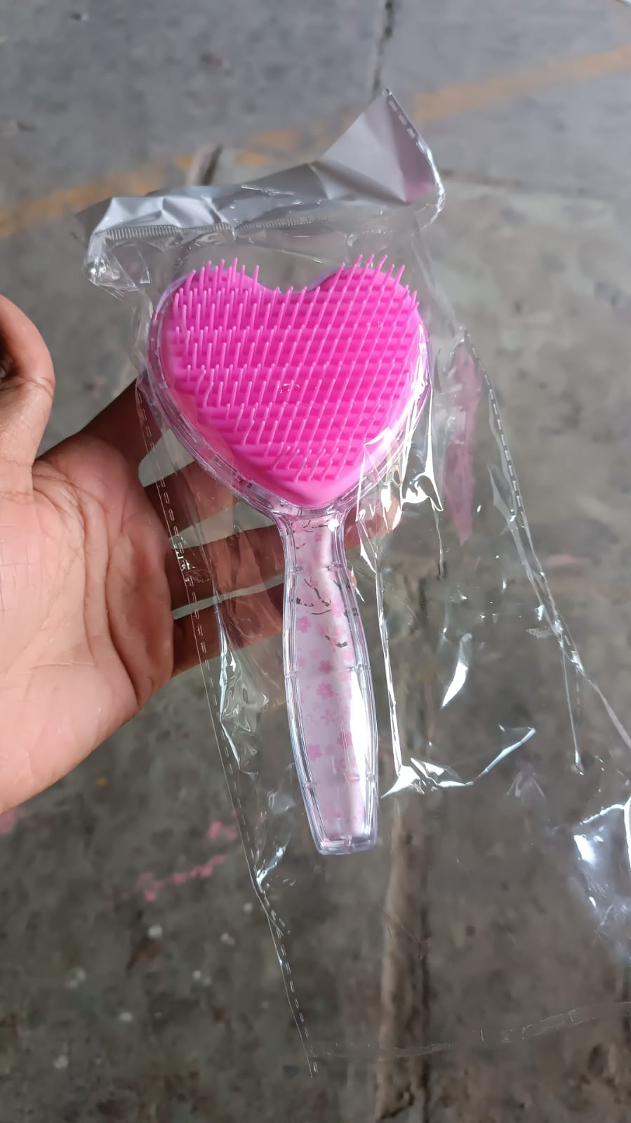 Heart Hair Brush Gentle Detangling & Scalp Massage | Calm & Curl - Detail View 7