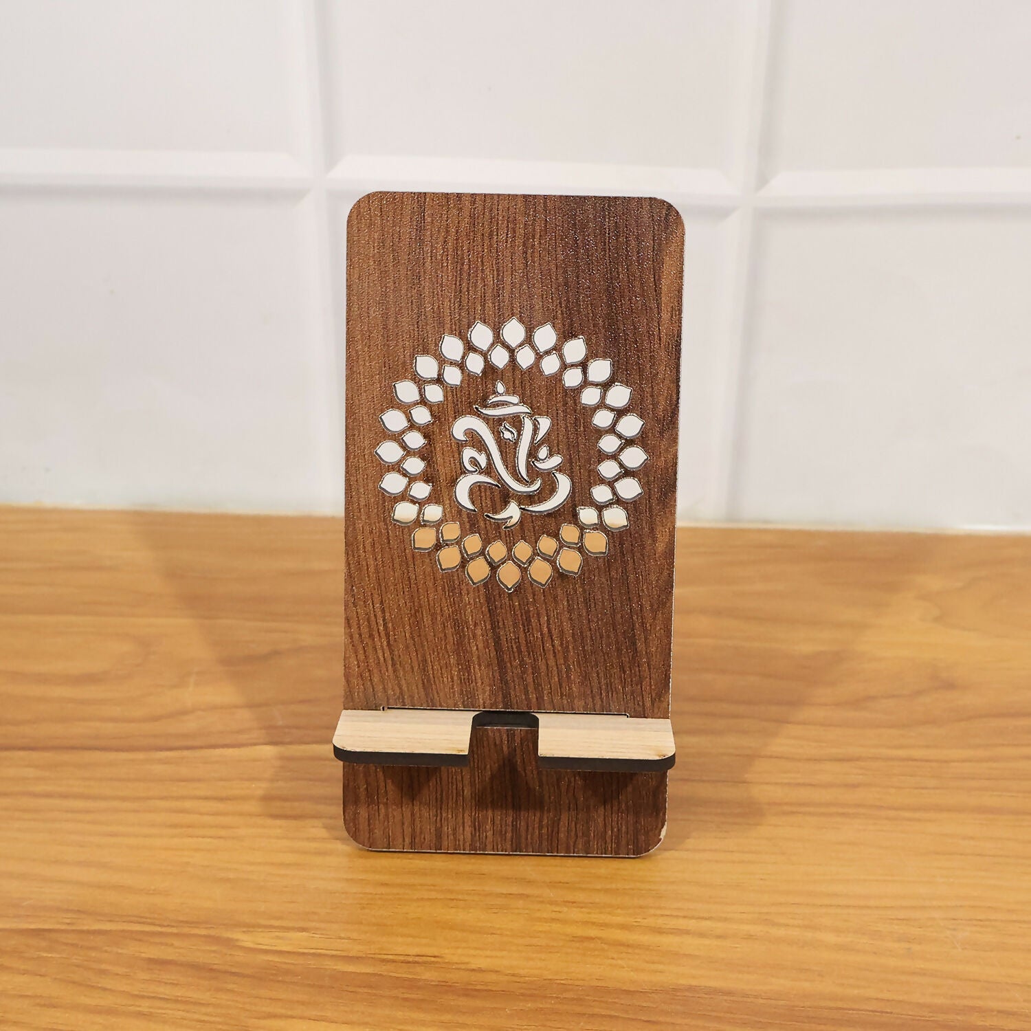 ALVENZA Wooden Mobile Stand – Reversible Foldable Ganesha Phone Holder