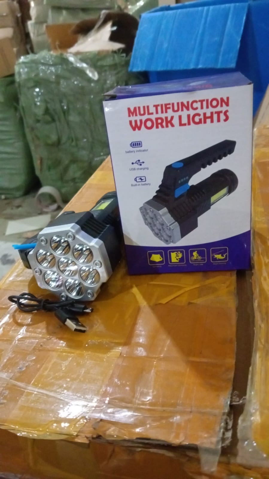 ALVENZA Rechargeable LED Flashlight – Portable 7-LED COB Torch | PHOBIA