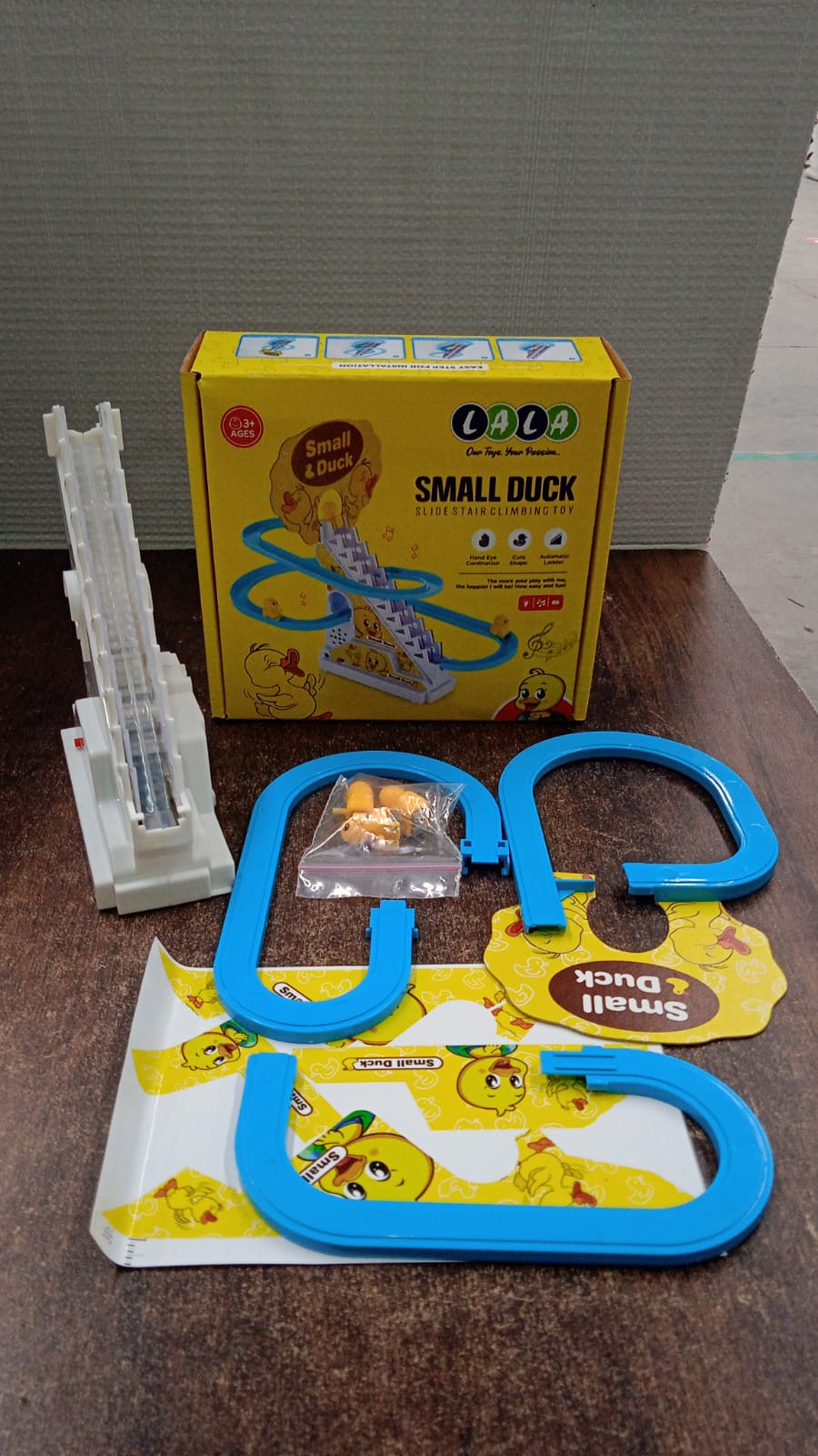 ALVENZA Duck Climb Stairs Toy – Interactive Music & Light Playset