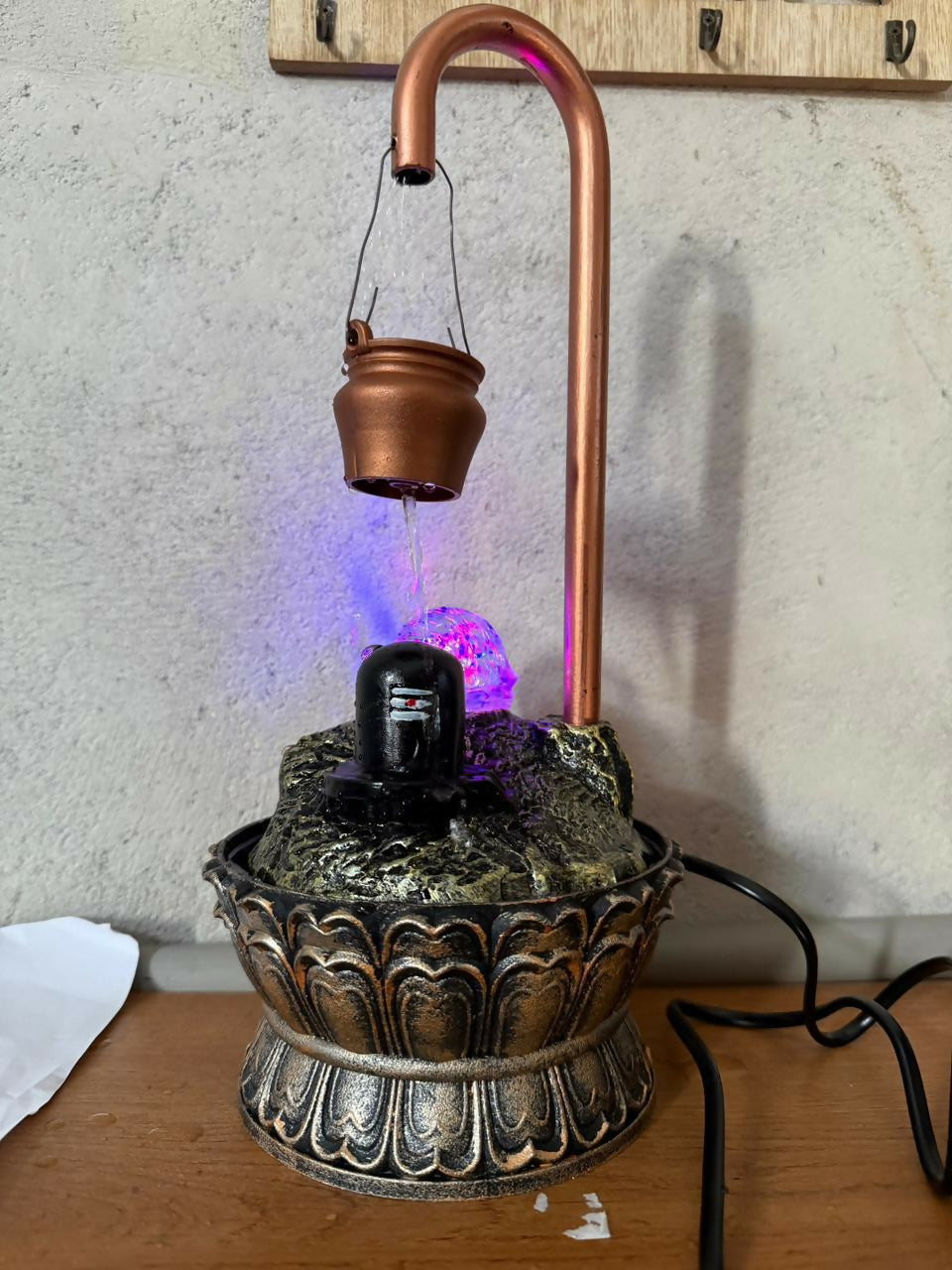 ALVENZA Shivling Water Fountain – LED Lighted Tabletop Spiritual Decor