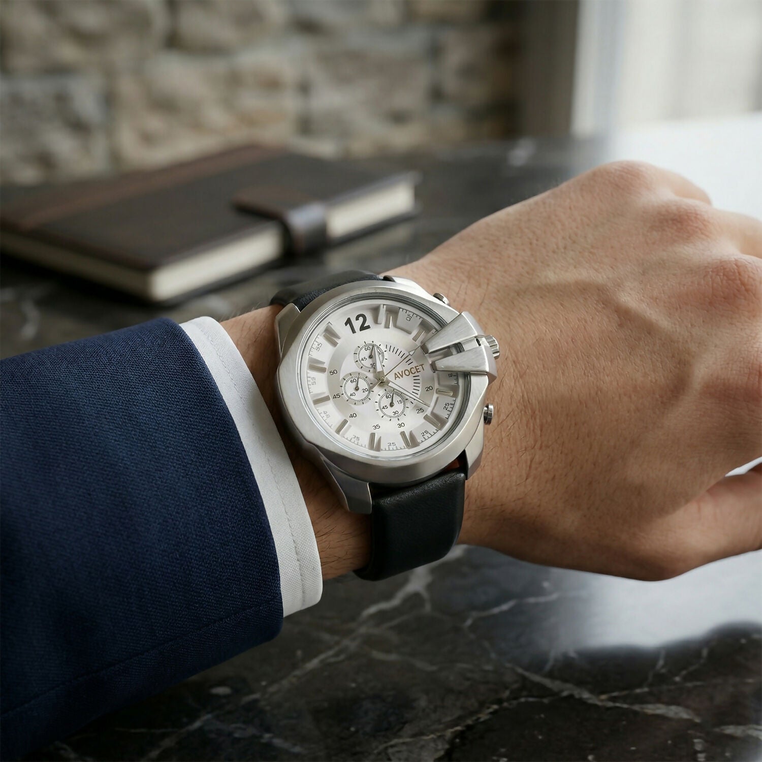 Men's Silver Chronograph Watch – Elegant Multi-Dial Design for Style