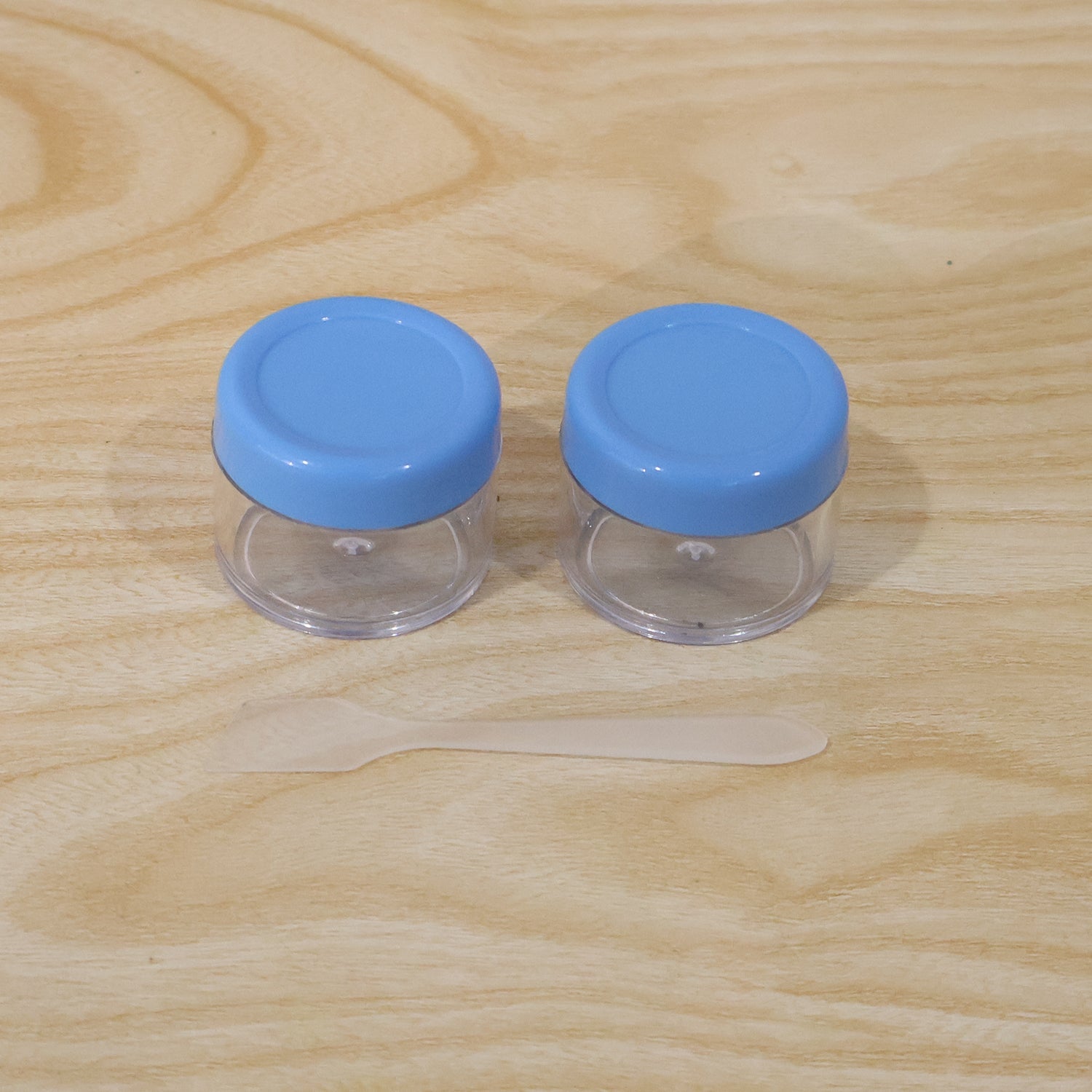 Plastic Cosmetic Jar Set Refillable Travel Containers for Creams - Detail View 8