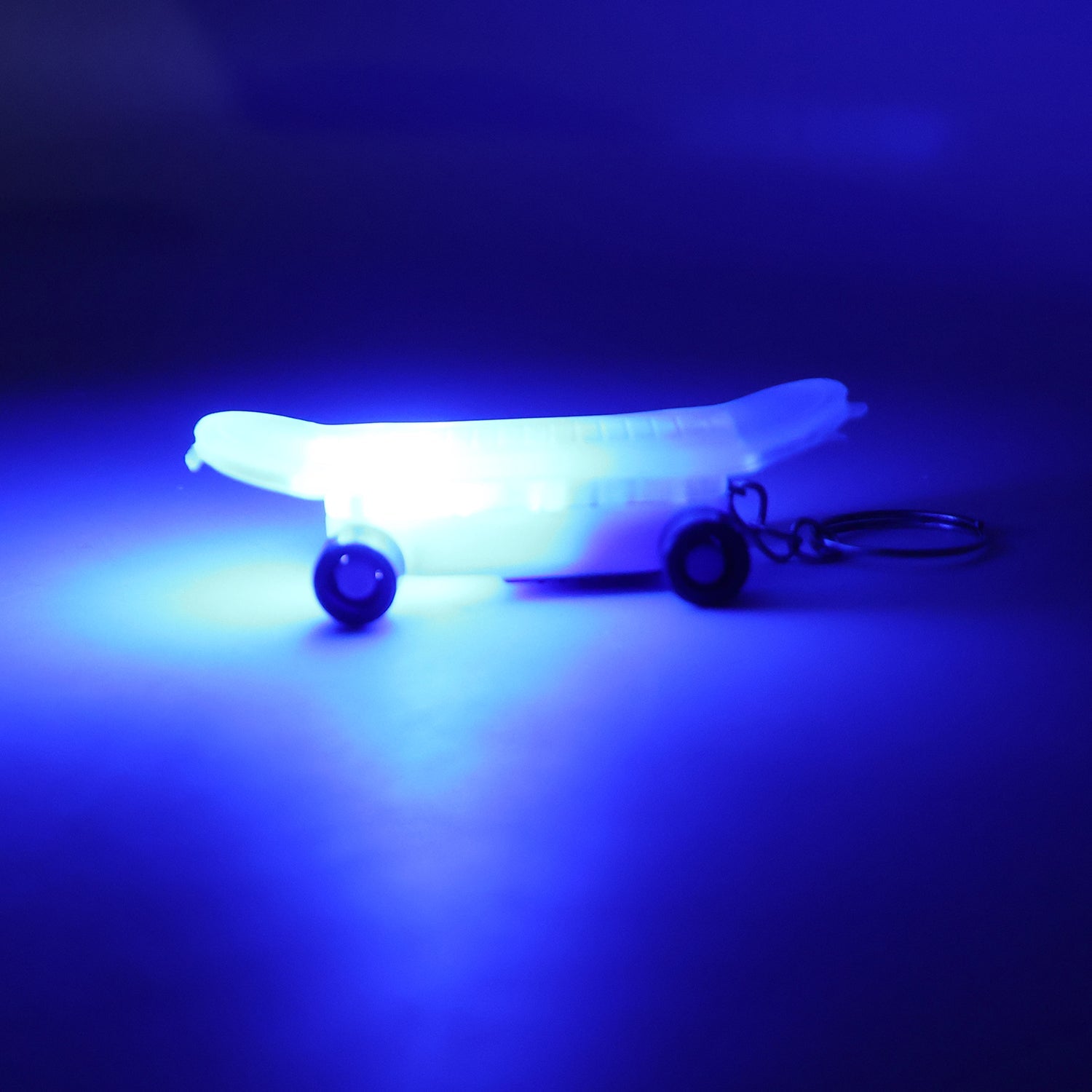 Mini Skateboard LED Keychain Light-Up Fun Accessory for Keys and Bags - Detail View 5