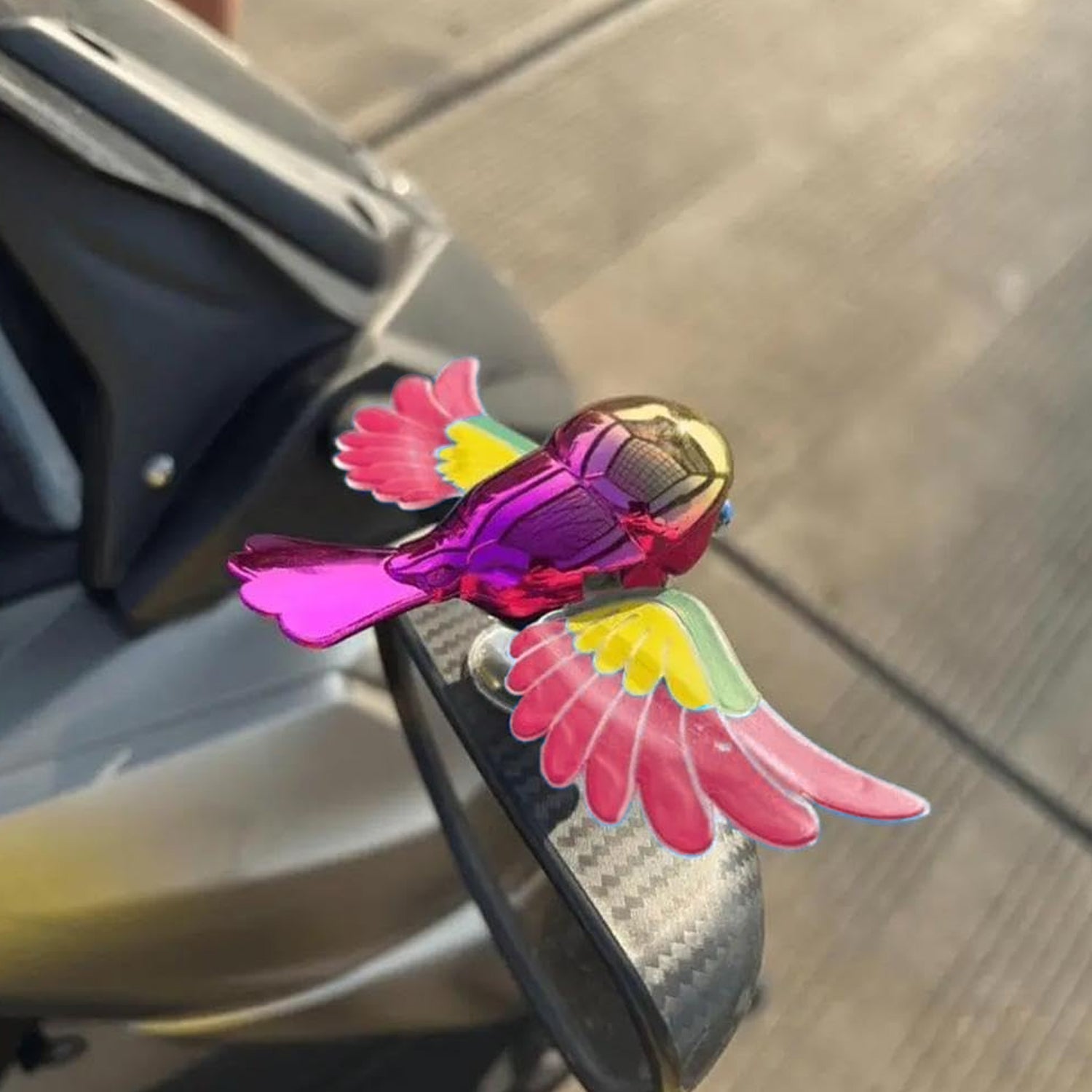 ALVENZA Wind Flying Bird Dashboard Decoration – Lifelike Wing Motion