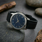 Outdoor Style Analog Wrist Watch – Classic Round Dial Design