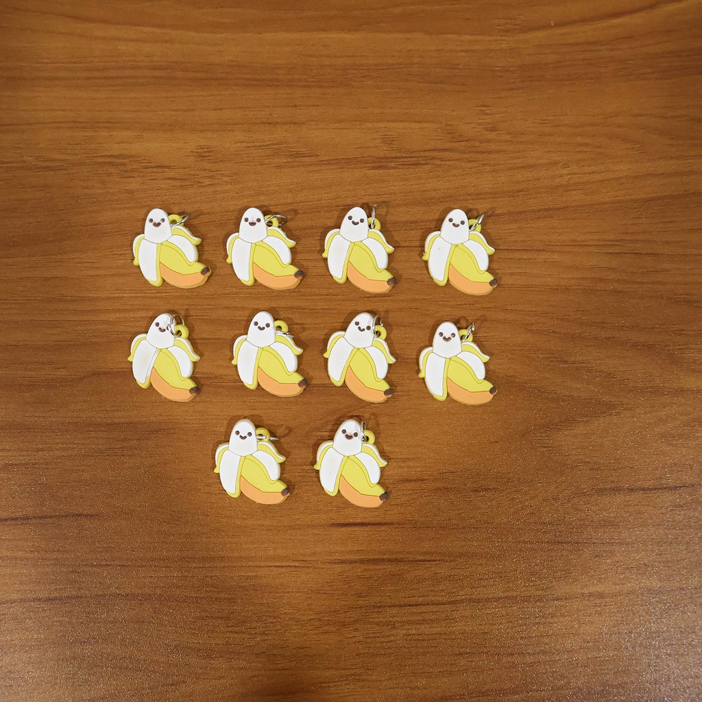 ALVENZA Cartoon Banana Keychains – Cheerful 10pc Set for Bags & Keys