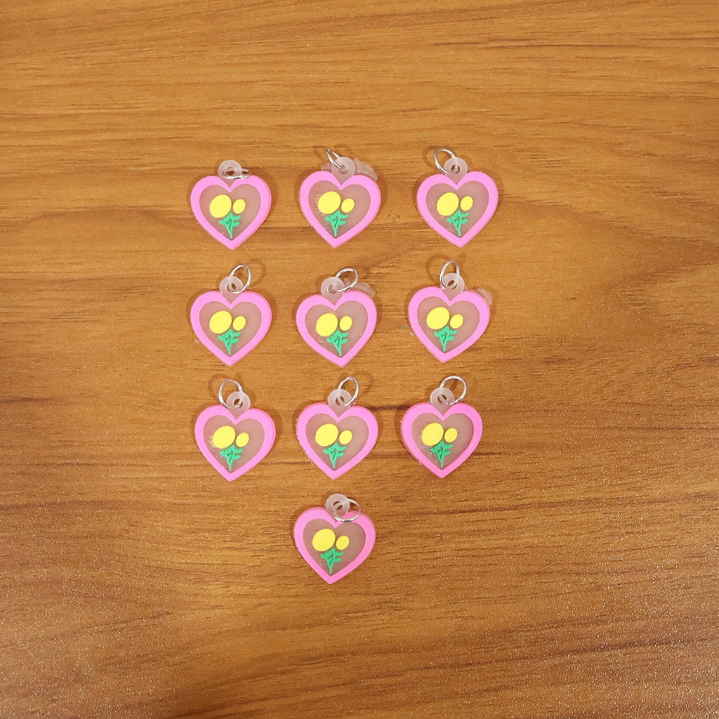 ALVENZA Cute Heart & Flower Bag Charm Set – Versatile & Stylish
