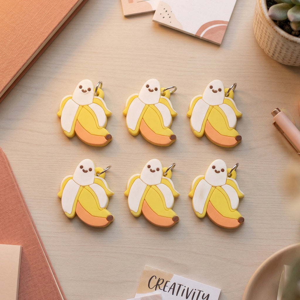 ALVENZA Cartoon Banana Keychains – Cheerful 10pc Set for Bags & Keys
