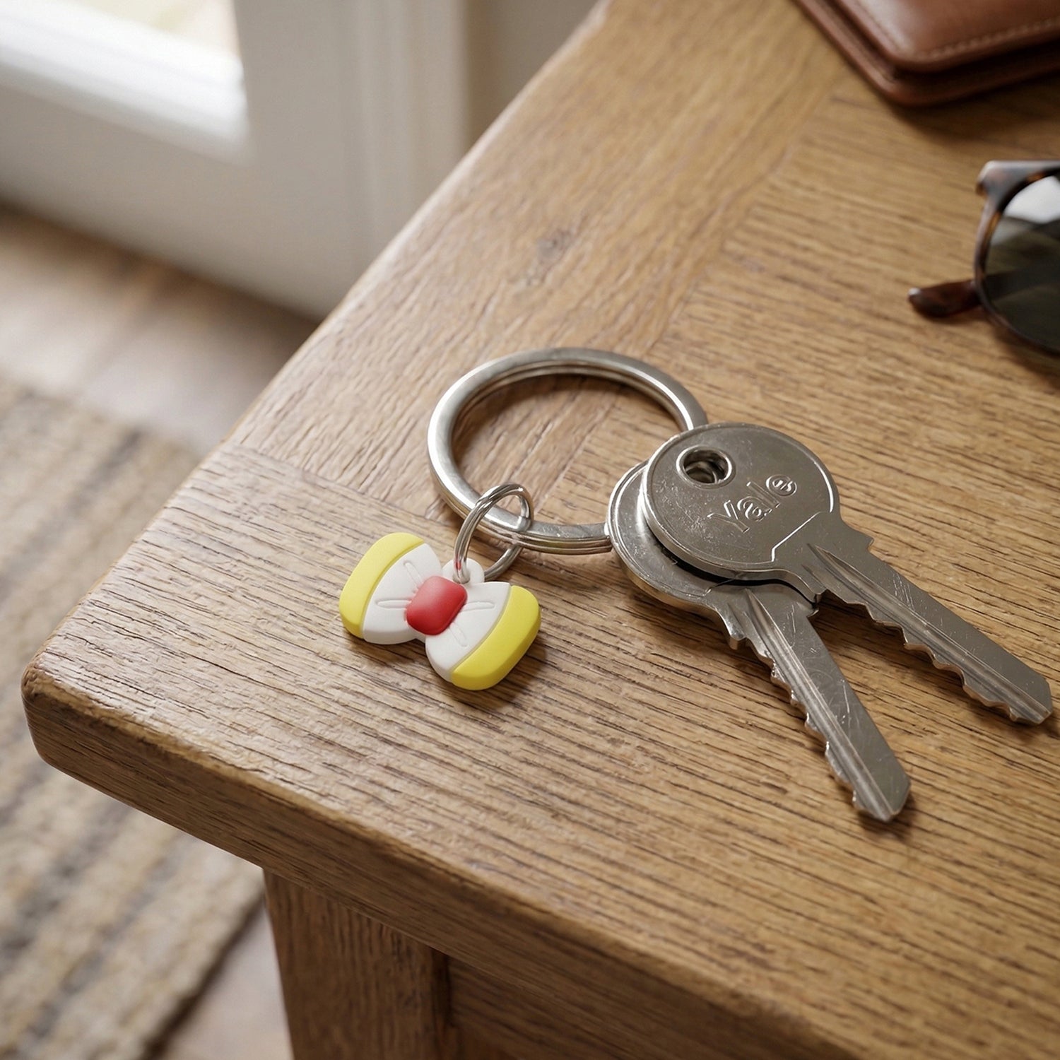 ALVENZA Keychain Accessories – Stylish Bow Design for Bags & Keys