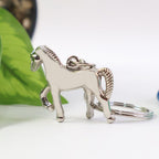 ALVENZA Metallic Horse Keychain – Durable Polished Chrome Accessory