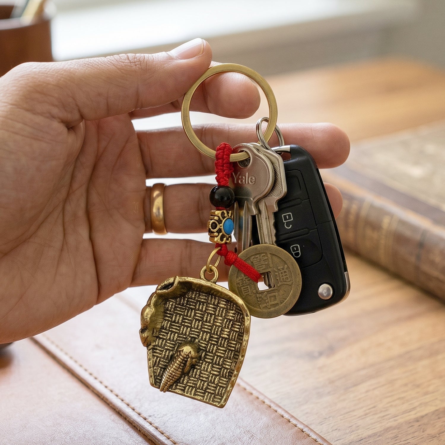 ALVENZA Feng Shui Lucky Coin Keychain – Prosperity and Good Fortune