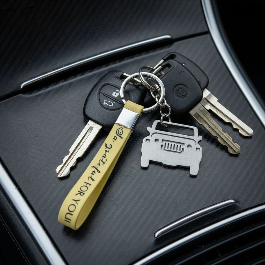 ALVENZA Jeep-Shaped Metal Car Keychain – Stylish Dual-Keyring Set