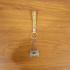 ALVENZA Jeep-Shaped Metal Car Keychain – Stylish Dual-Keyring Set