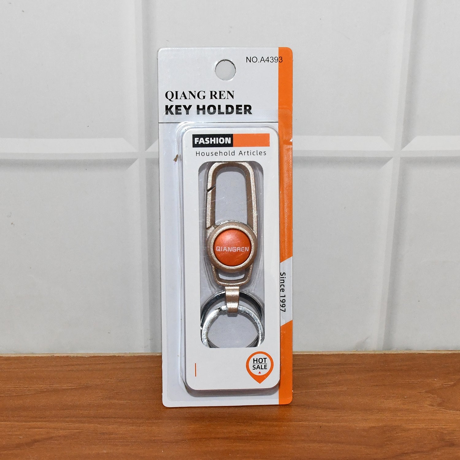 ALVENZA Metal Keychain Carabiner Clip – Durable Key Holder with Dual Rings