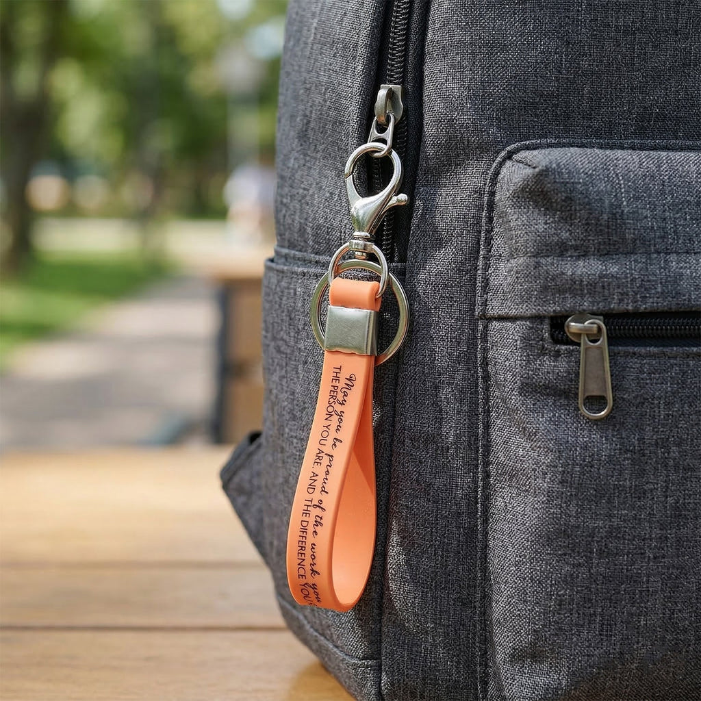 ALVENZA Silicone Wrist Strap Keychain – Durable & Lightweight for Daily Use
