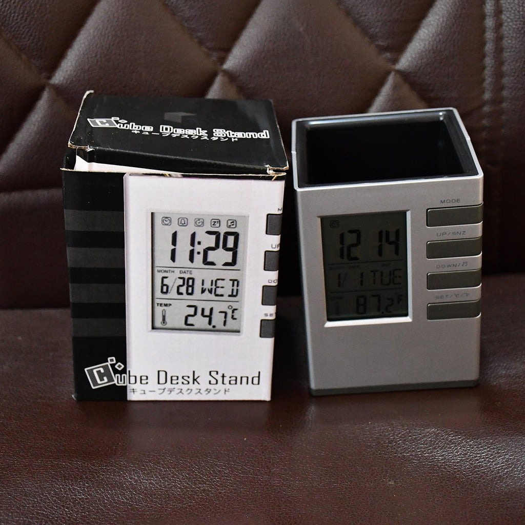 ALVENZA Digital Desk Clock – Multifunction with Pen Holder & Temp Display