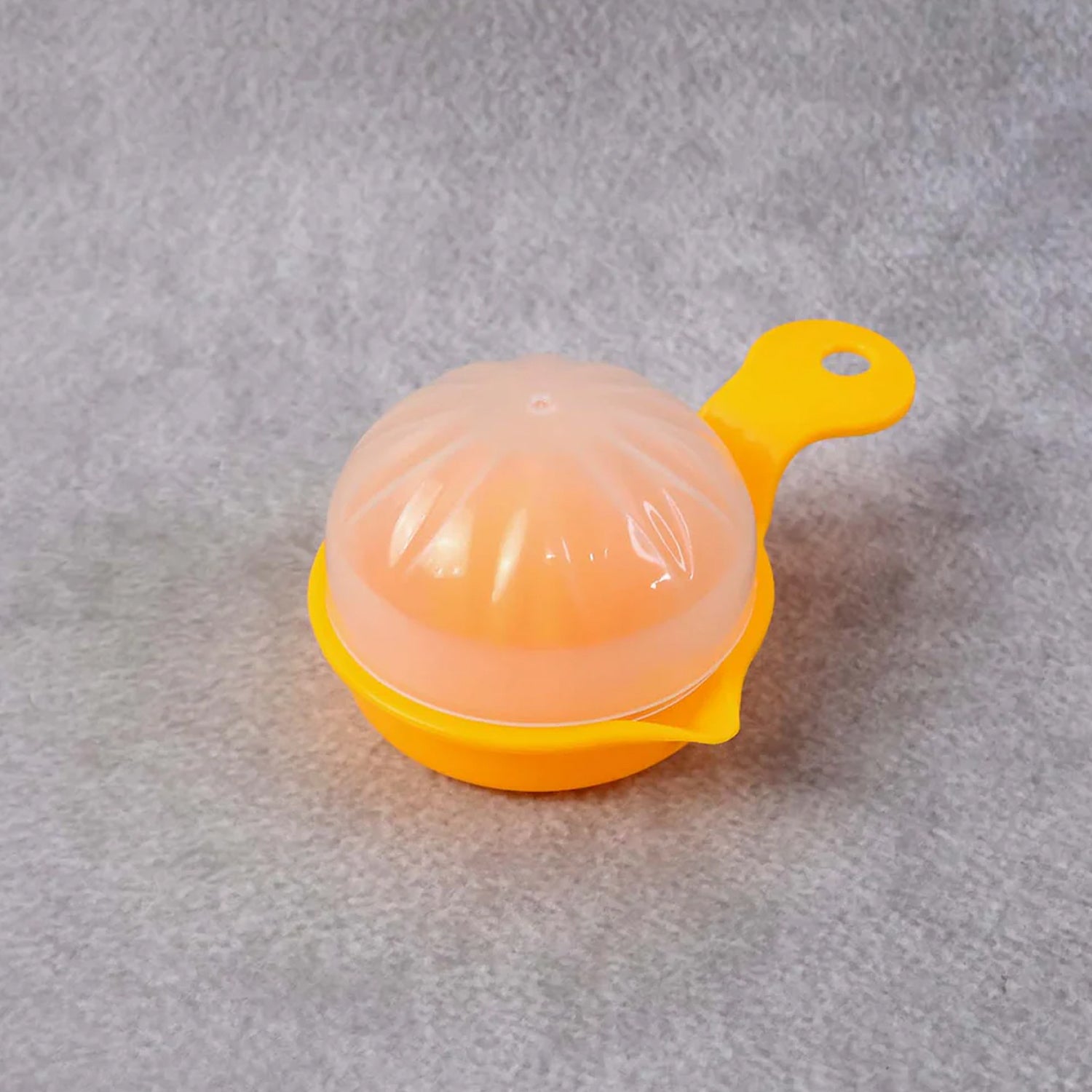 Hand-Operated Citrus Juicer Compact, Easy to Use & Mess-Free - Detail View 8