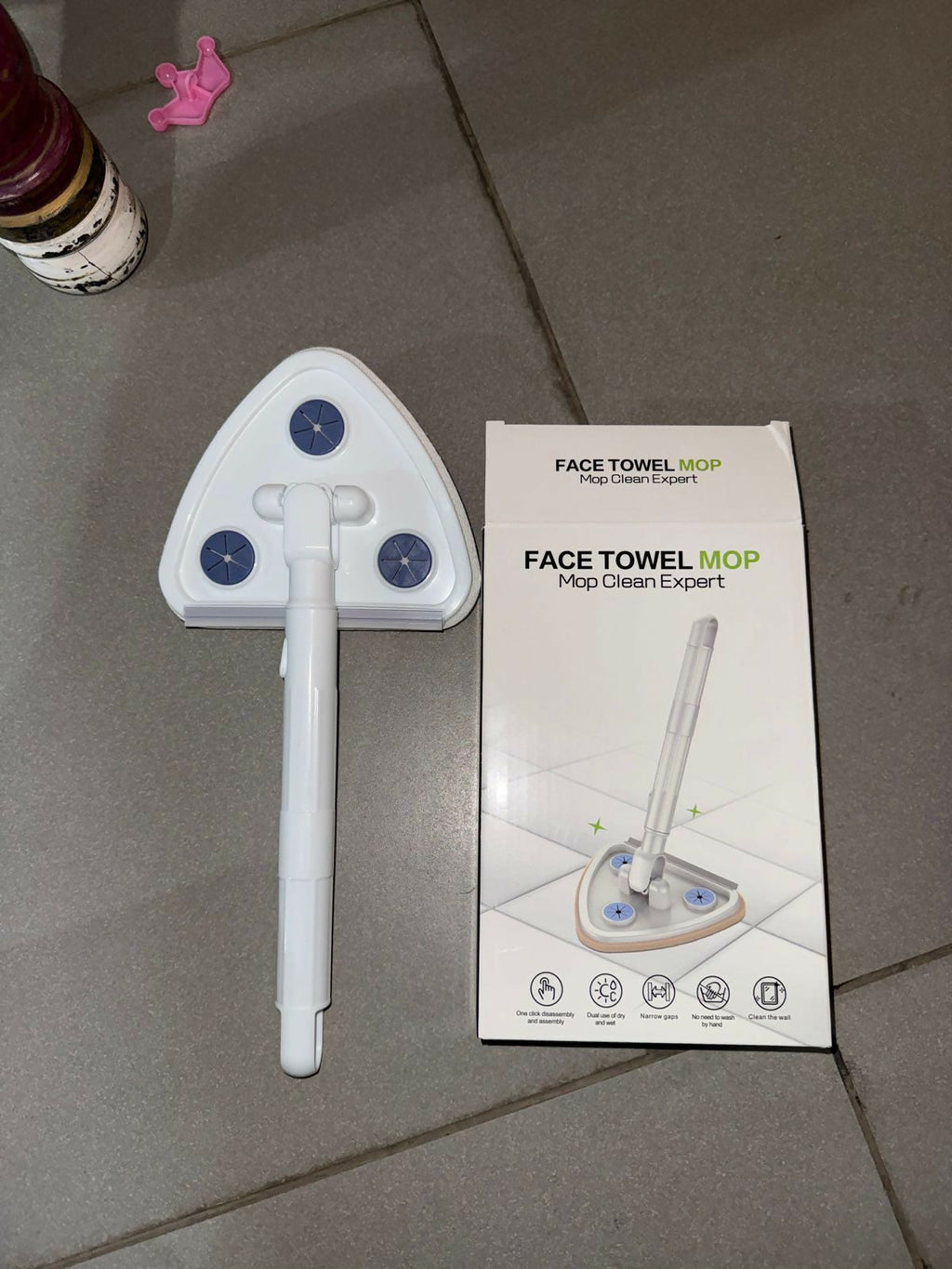 ALVENZA Triangular Microfiber Cleaning Mop for Glass, Walls & Floor Corners