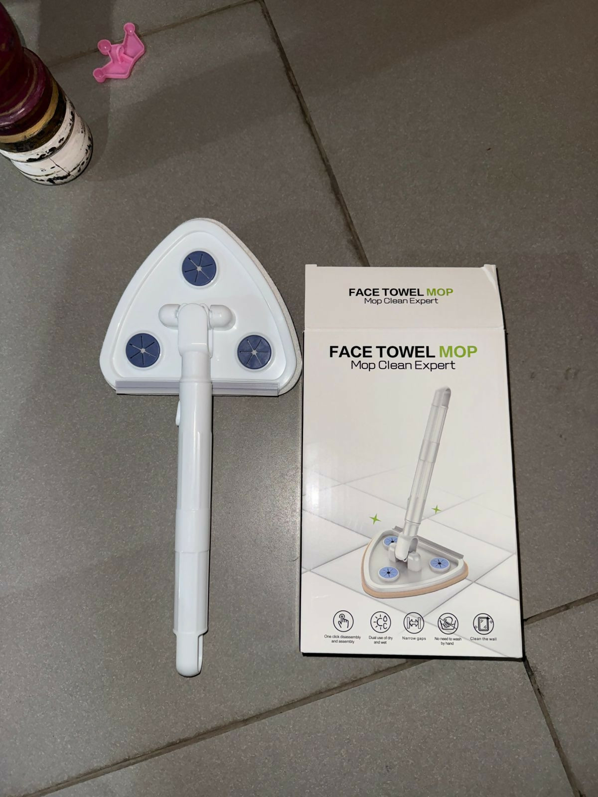ALVENZA Triangular Microfiber Cleaning Mop for Glass, Walls & Floor Corners