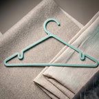Plastic Clothes Hangers Non-Slip Design for Safe Grip and Organization - Detail View 7