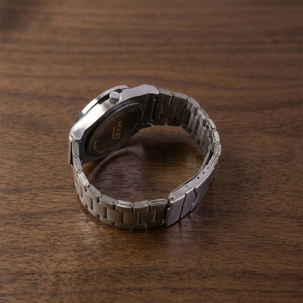 Silver Analog Wrist Watch – Elegant & Timeless Design for Men & Women