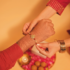 ALVENZA Divine Om Symbol Rakhi – Elegant Stones & Spiritual Design