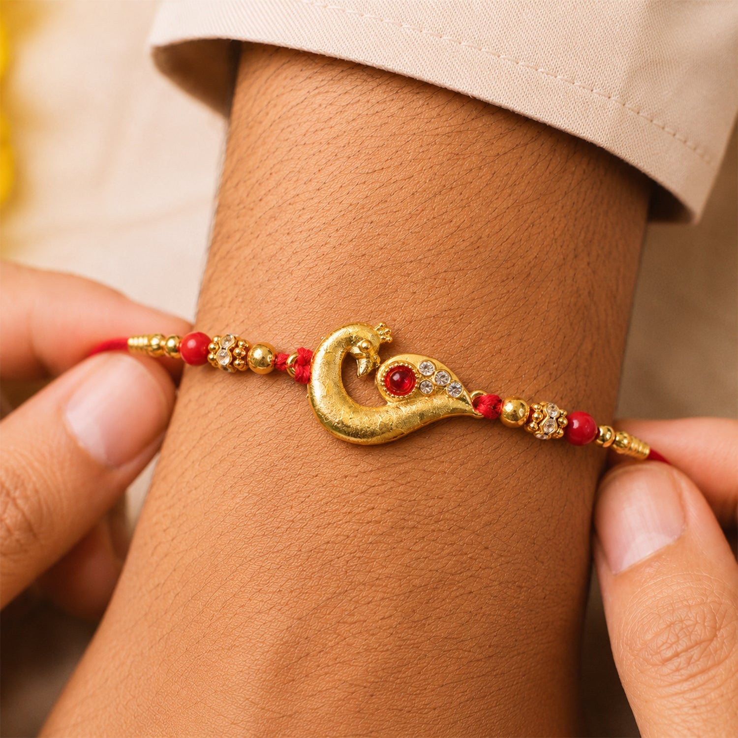 ALVENZA Peacock Feather Rakhi, Golden & Kundan Detailed Red Thread