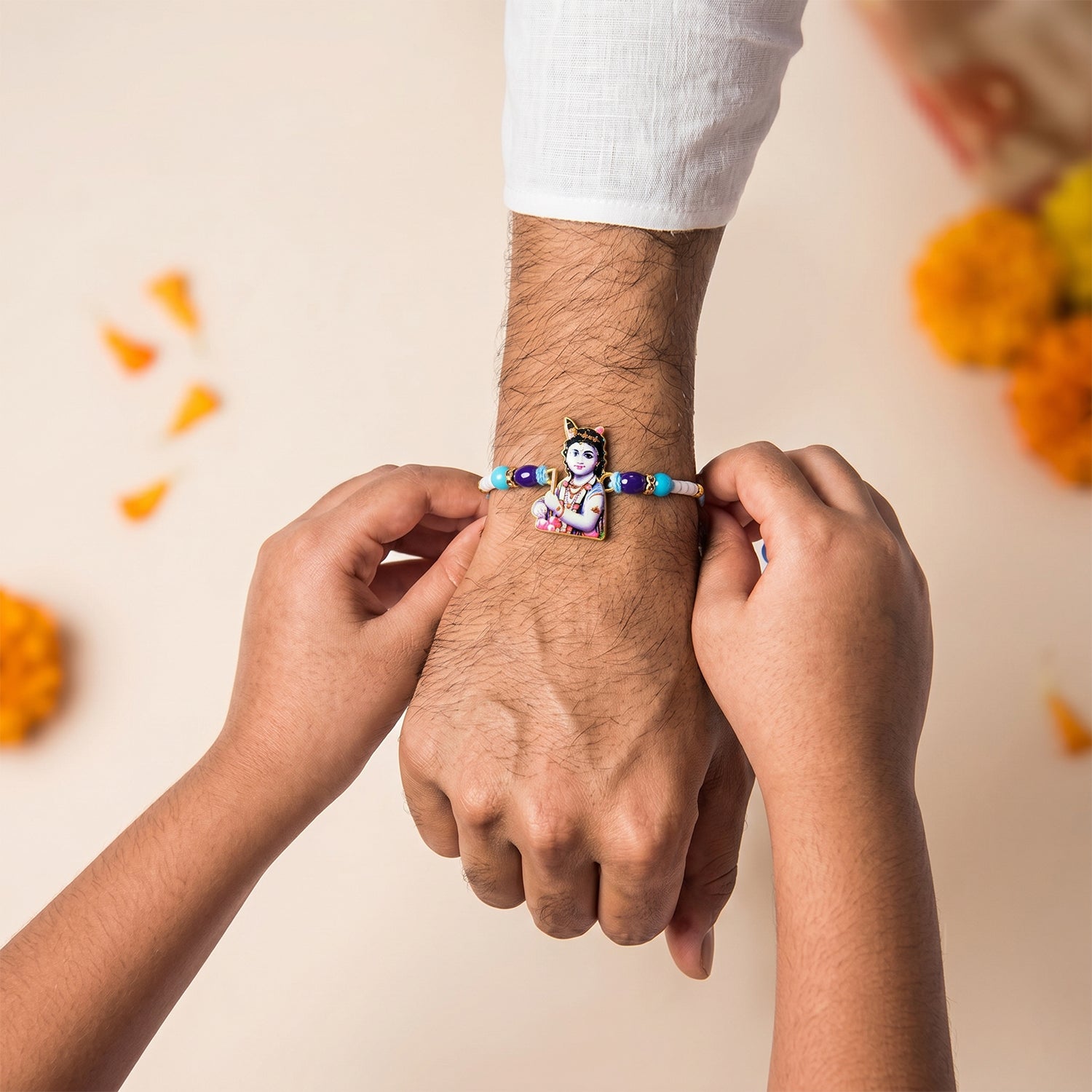 ALVENZA Spiritual Lord Krishna Rakhi – Beautiful & Durable Design for Raksha Bandhan
