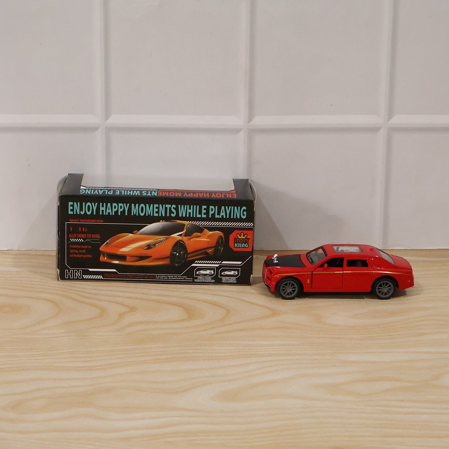 ALVENZA Die-Cast Metal Pull-Back Toy Car – Realistic Luxury Sedan Model