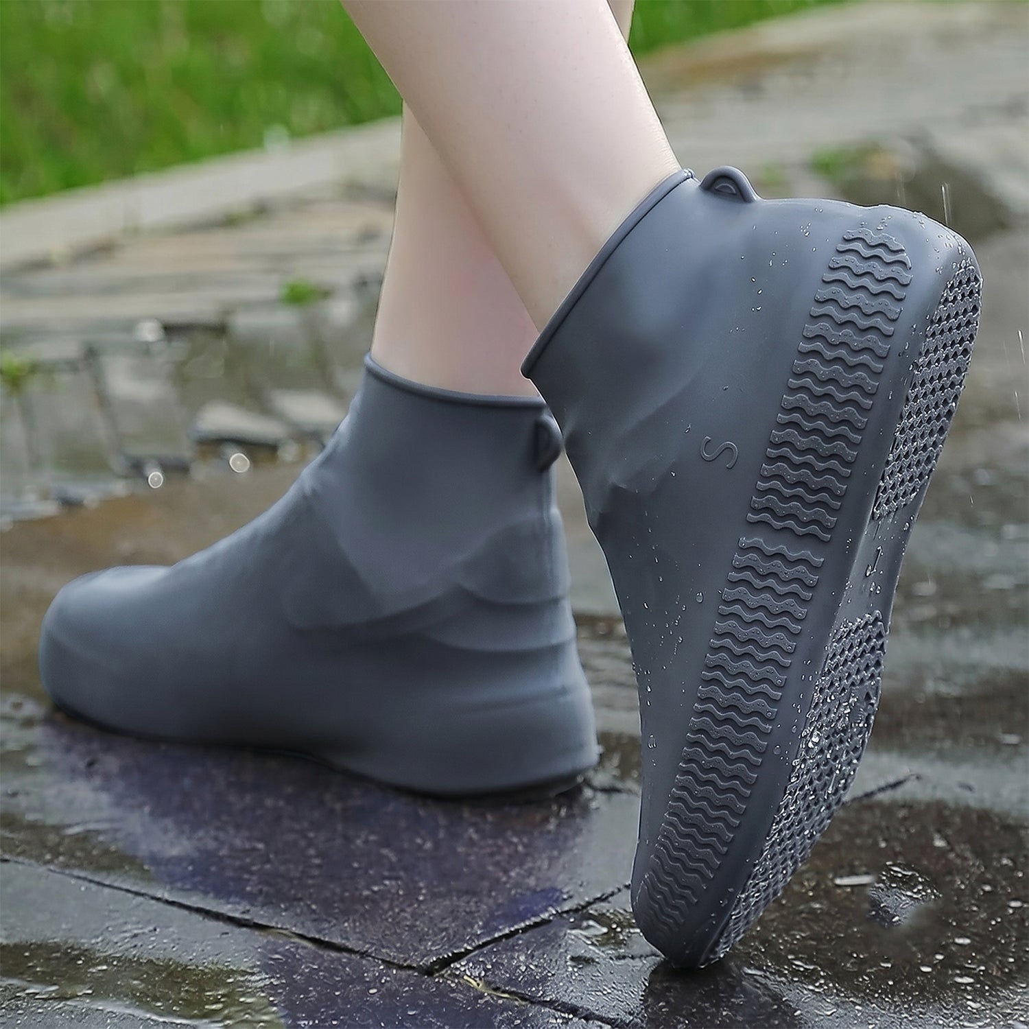 Reusable Waterproof Silicone Shoe Cover Stay Dry & Non-Slip - Front View