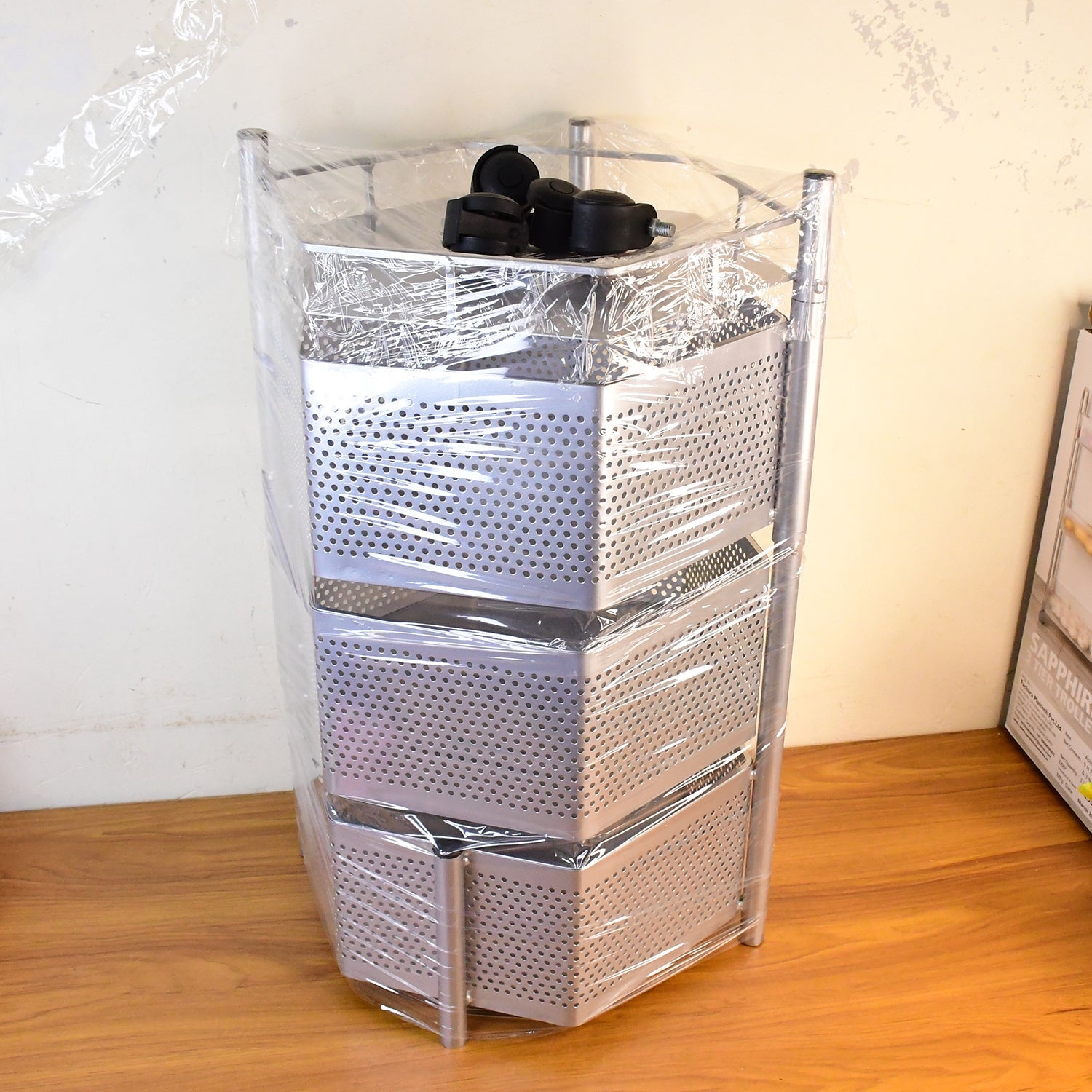 ALVENZA Kitchen Storage Trolley – Premium 3-Layer Hexagon Metal Organizer with Wheels