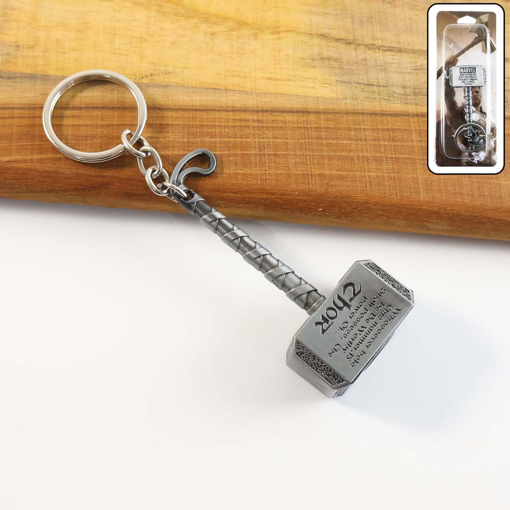 ALVENZA Metal Hammer Shape Keychain – Durable Alloy Miniature