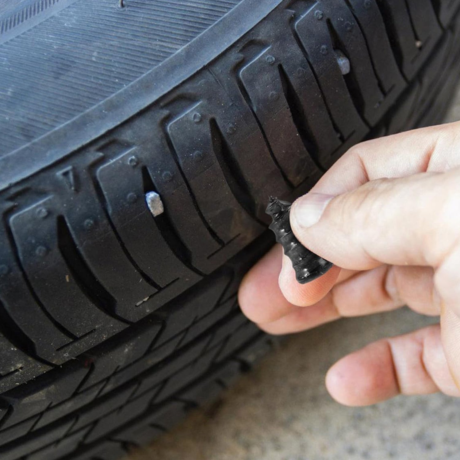 ALVENZA Tubeless Tire Repair Nails – Quick Fix for Car & Bike Punctures