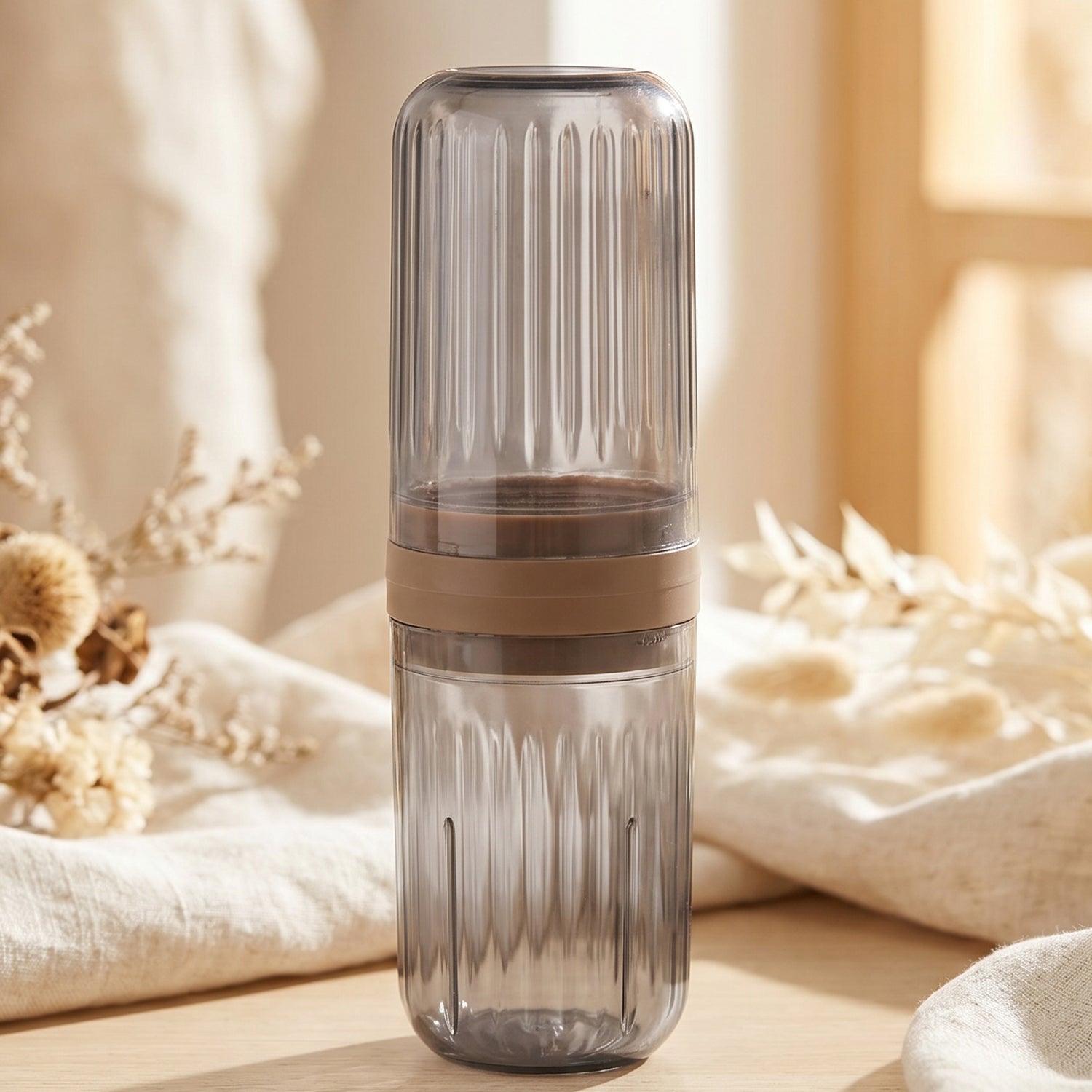 Travel Toothbrush Holder Compact & Leakproof with Foldable Glass - Detail View 8