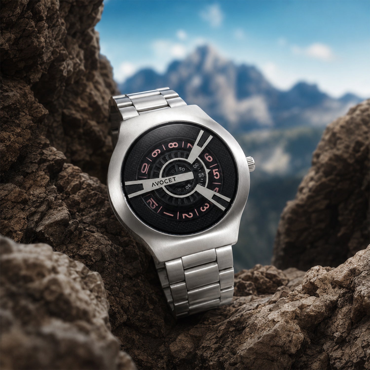 Silver Round Metal Strap Watch – Bold Black Dial for Men