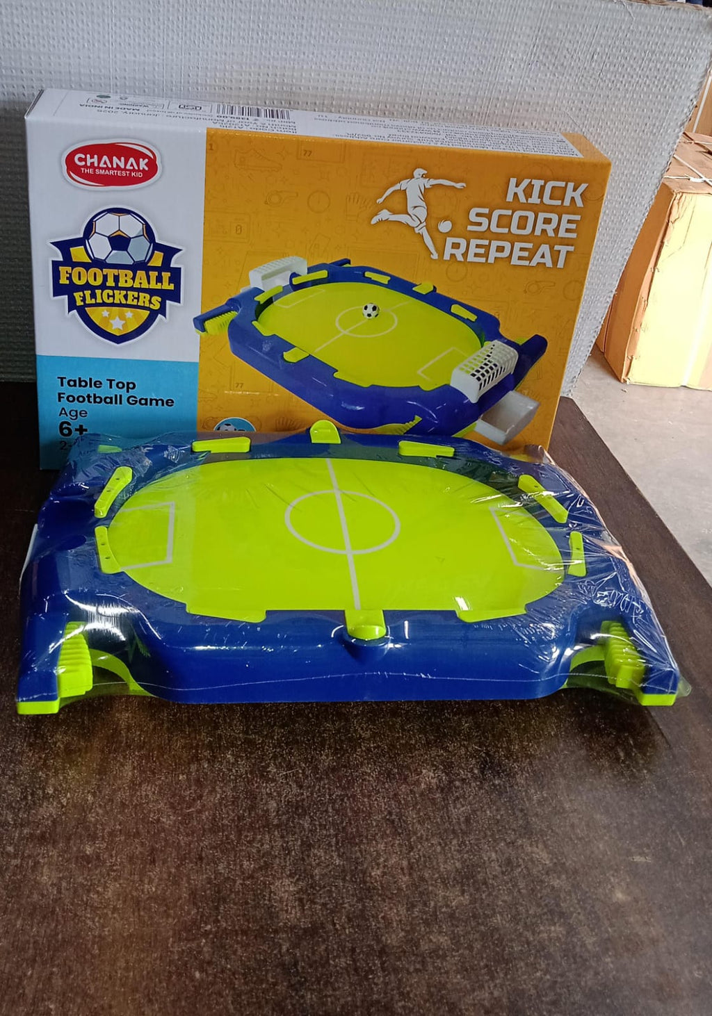 ALVENZA Tabletop Football Flickers Game – Interactive Indoor Soccer Fun