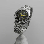 Stylish Chronograph Watch – Elegant black dial with blue accents