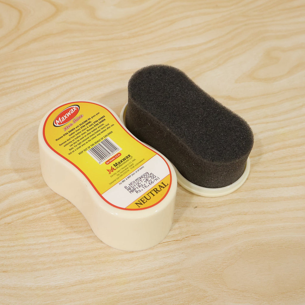 Maxwax Neutral Shoe Shiner Compact Quick Shine & Care Solution - Detail View 8