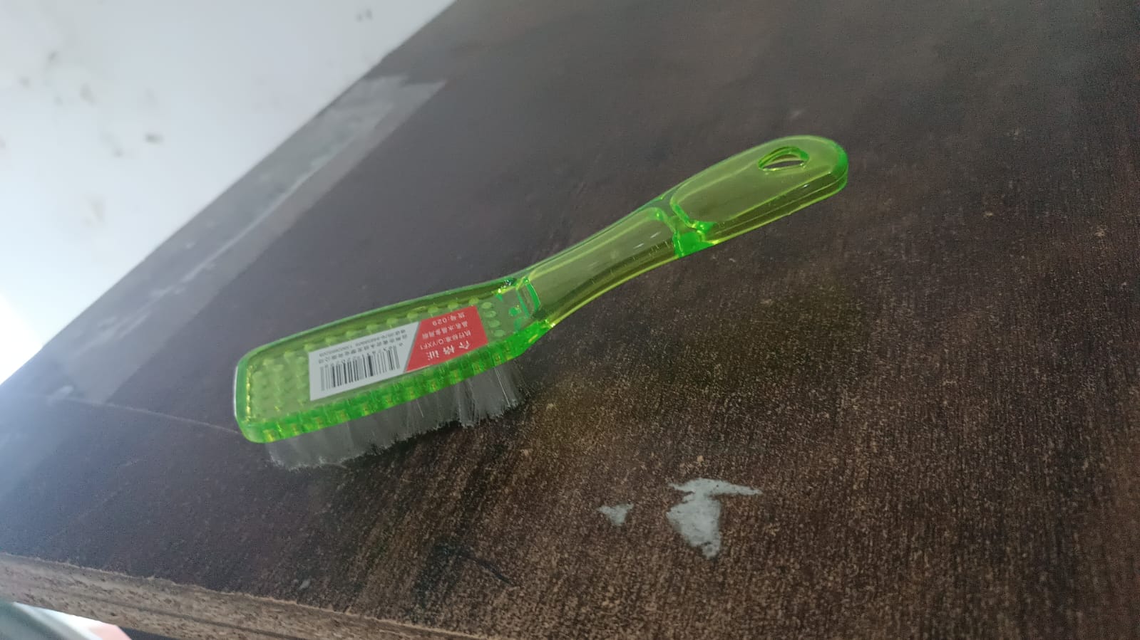 Scrubbing Brush Multi-Purpose Shoe & Clothes Cleaner | Velvet Wipe - Detail View 8