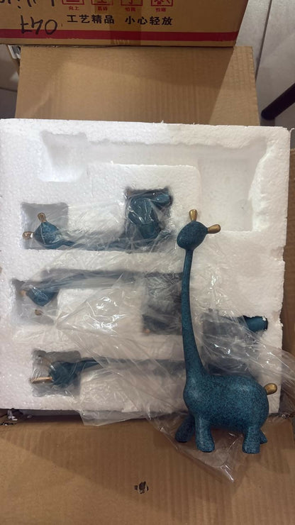  Modern Giraffe Family Figurines – Elegant Home Decor Set of 4 - Detail 9