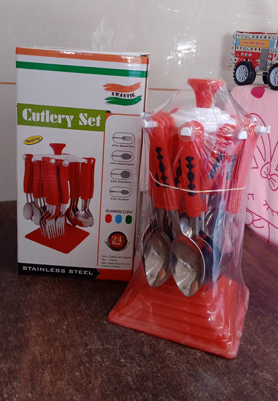 Stainless Steel Cutlery Set 24-Piece with Stand | Serve Stellar - Detail View 7