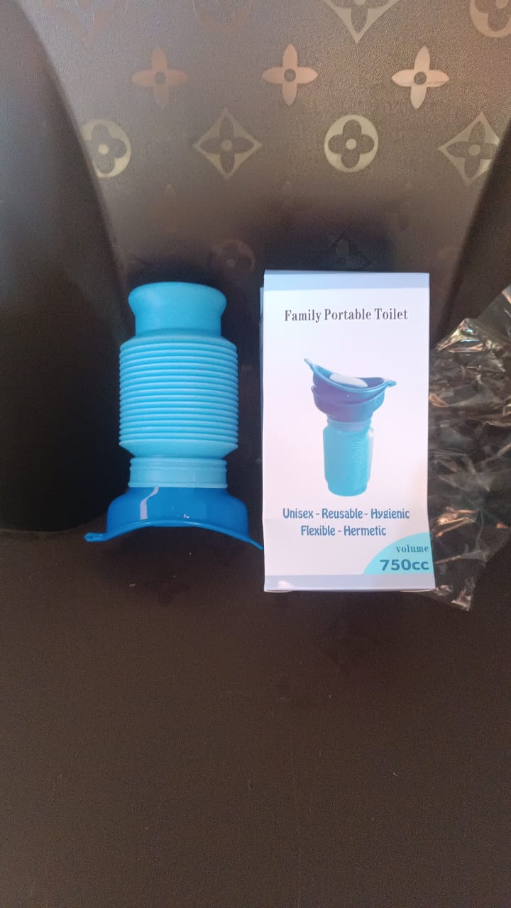 ALVENZA Foldable Portable Urinal Bottle – Leakproof 750ml Travel Potty