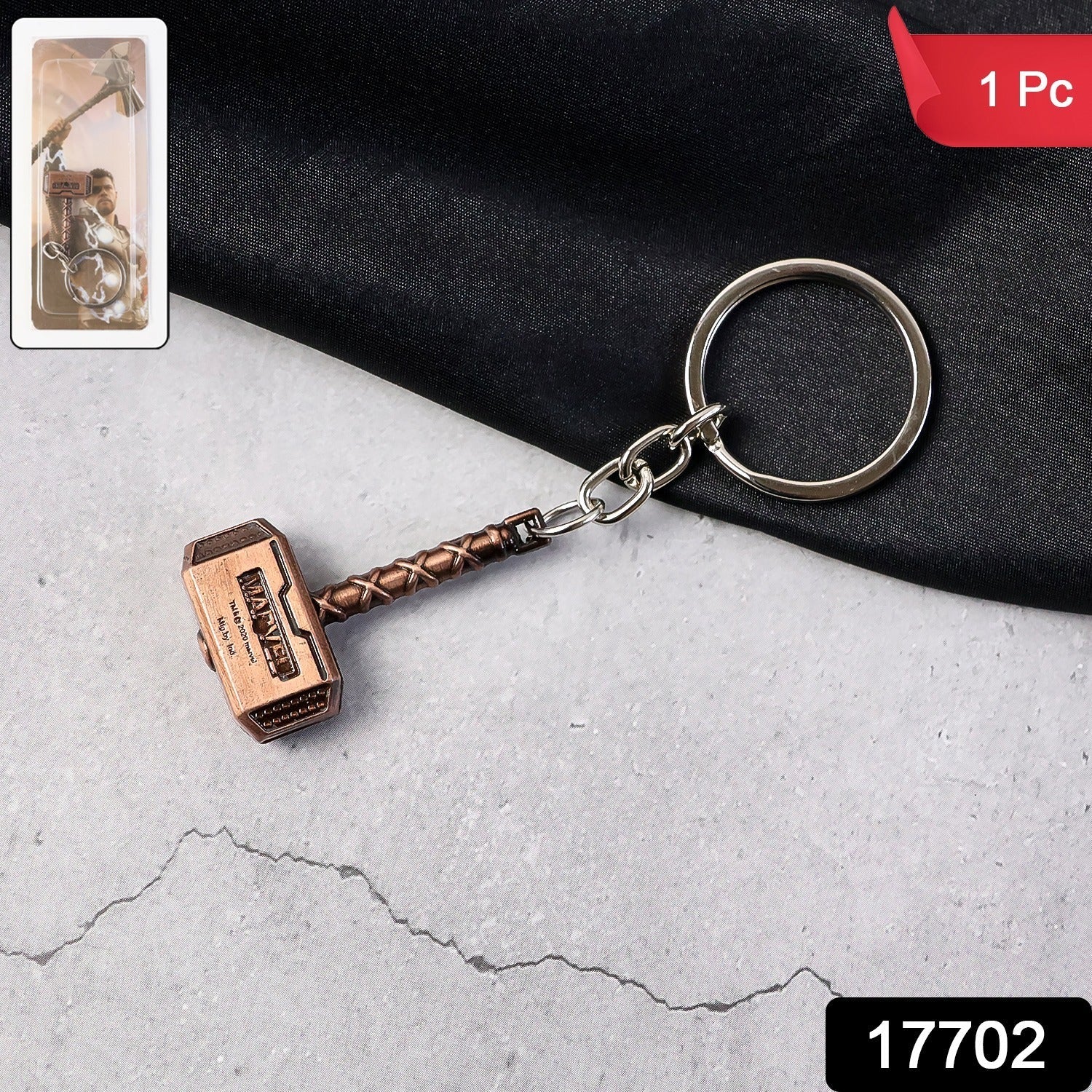 ALVENZA Metal Hammer Keychain – Durable Zinc Alloy Mini Keyring