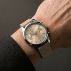Analog Wrist Watch – Classic Style with Comfortable Strap for Daily Wear