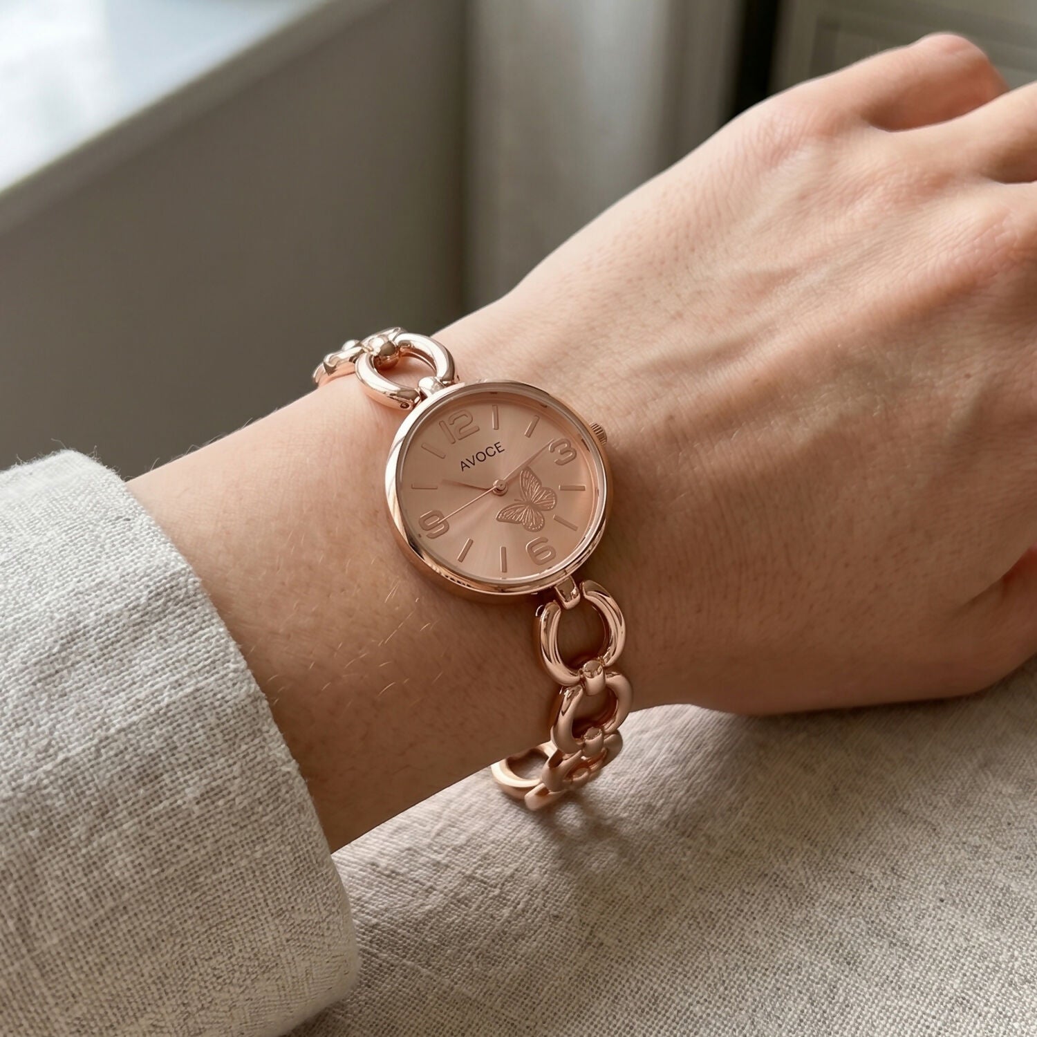 Women's Wrist Watch – Rose Gold Elegant Chain Strap with Butterfly Dial