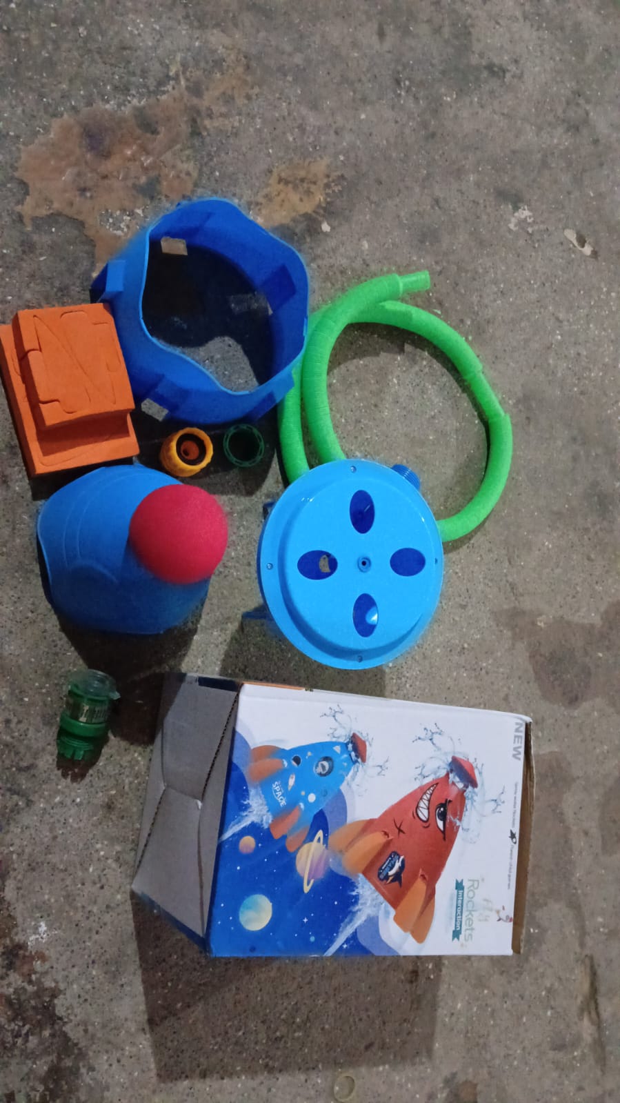 ALVENZA Water Rocket Sprinkler – 360° Rotating Fun for Kids | Puzzle Vista