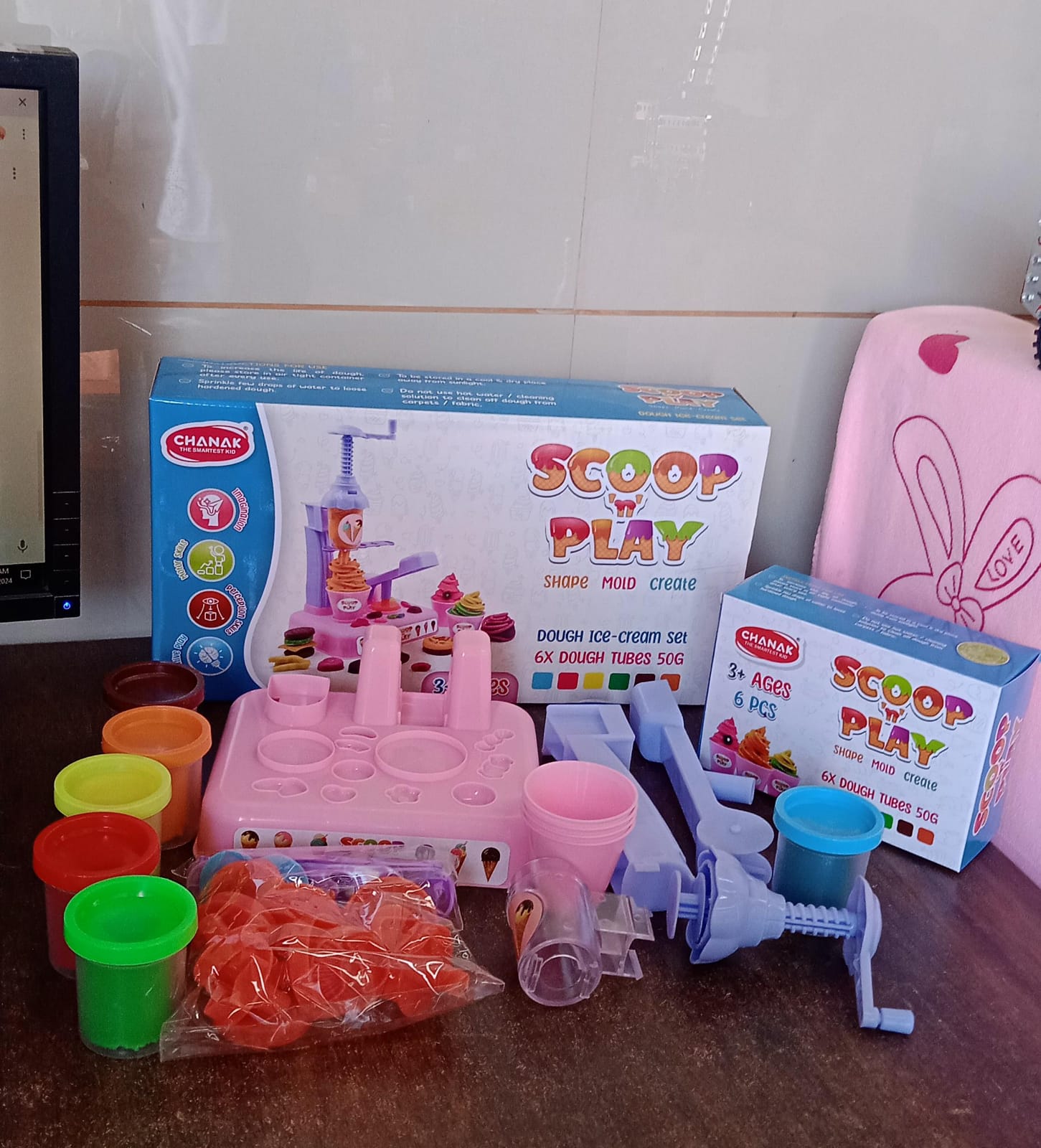 ALVENZA Play Dough Set – Ice Cream Maker & Scoop Kit | Aditi