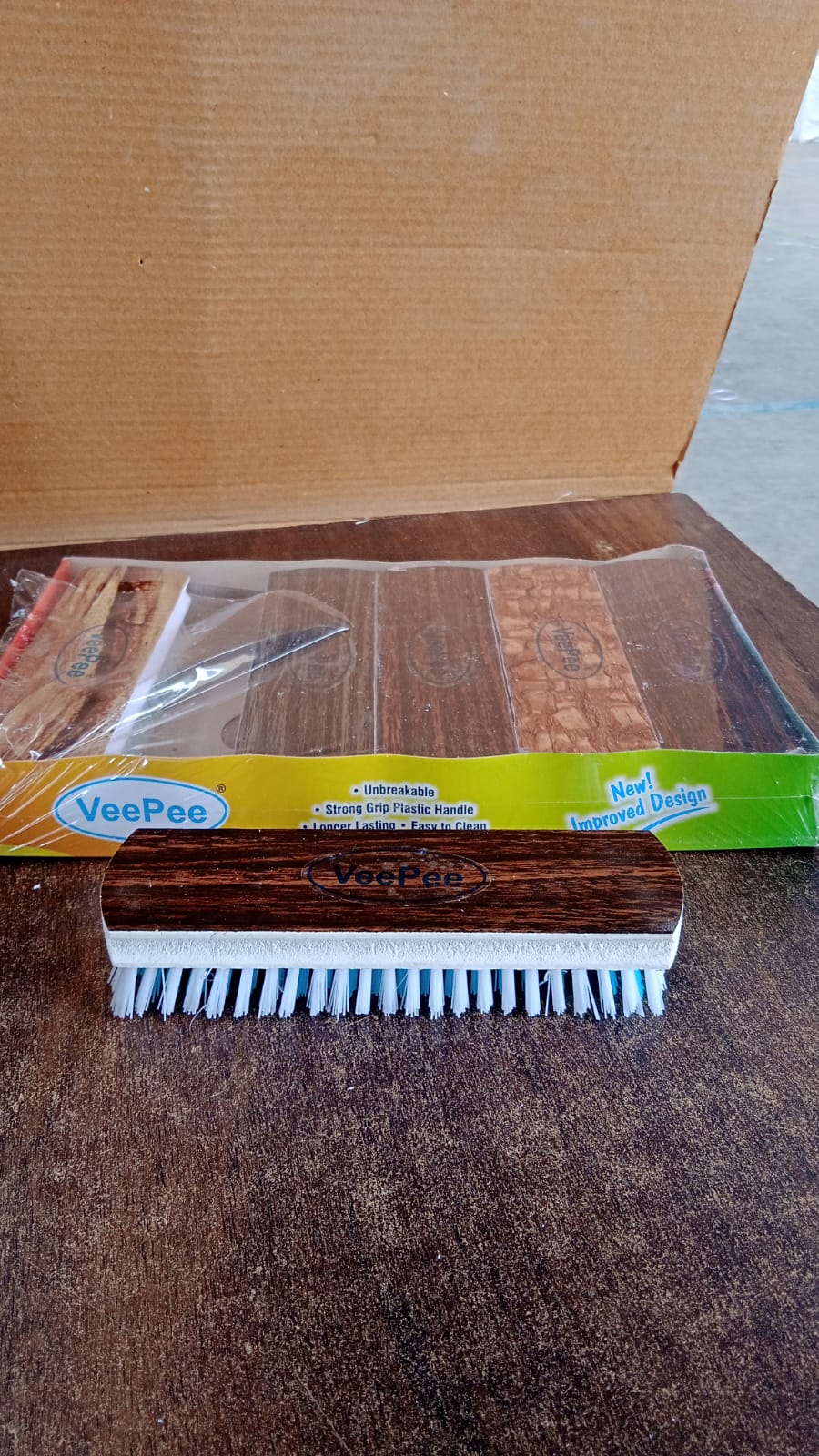 ALVENZA Cloth Washing Scrub Brush Set – Heavy-Duty Nylon Bristles with Wooden Handles